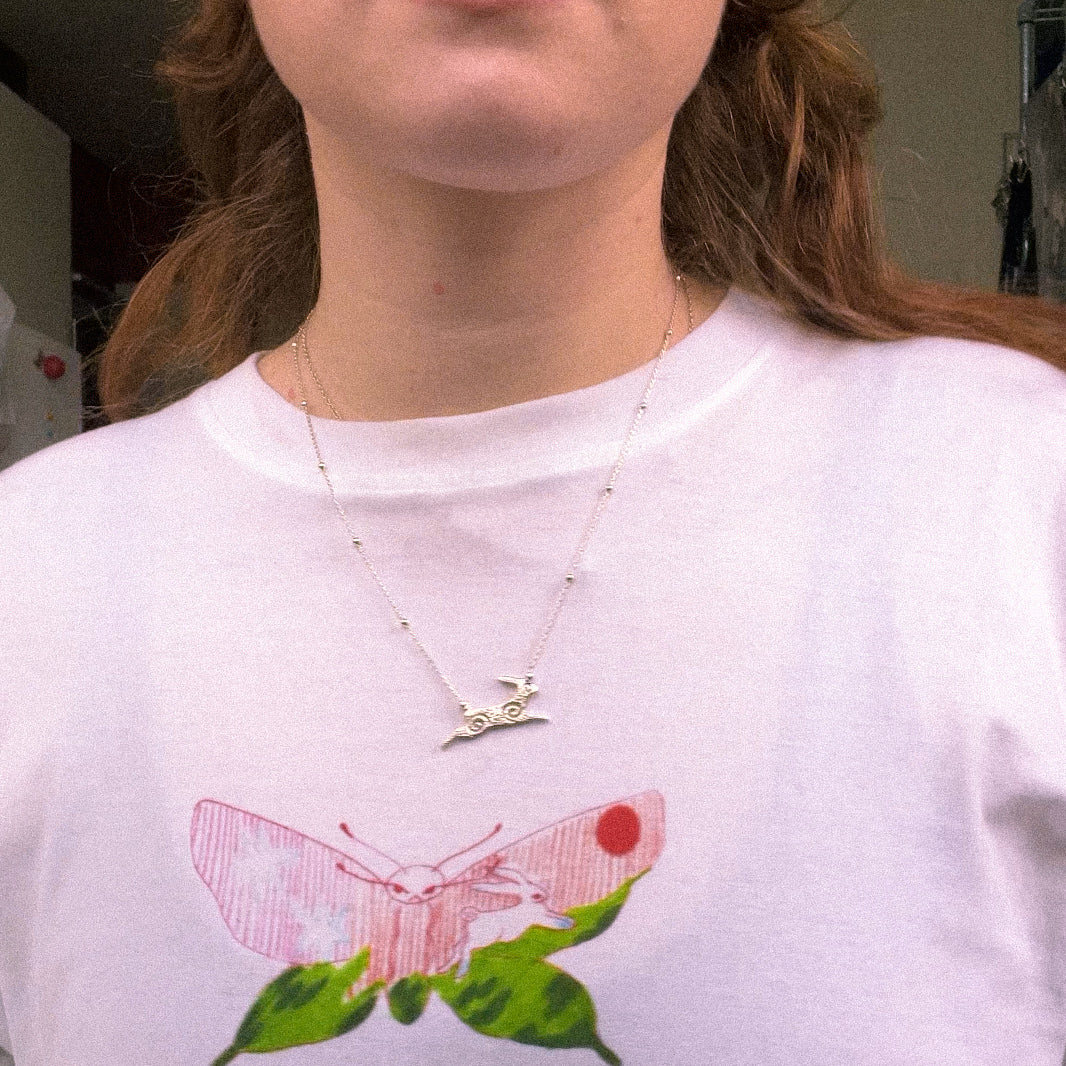 textured otherworld necklace